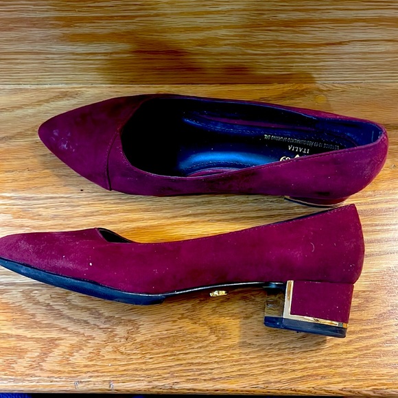 Versace Burgundy Heel Dressy Shoes - Picture 4 of 5